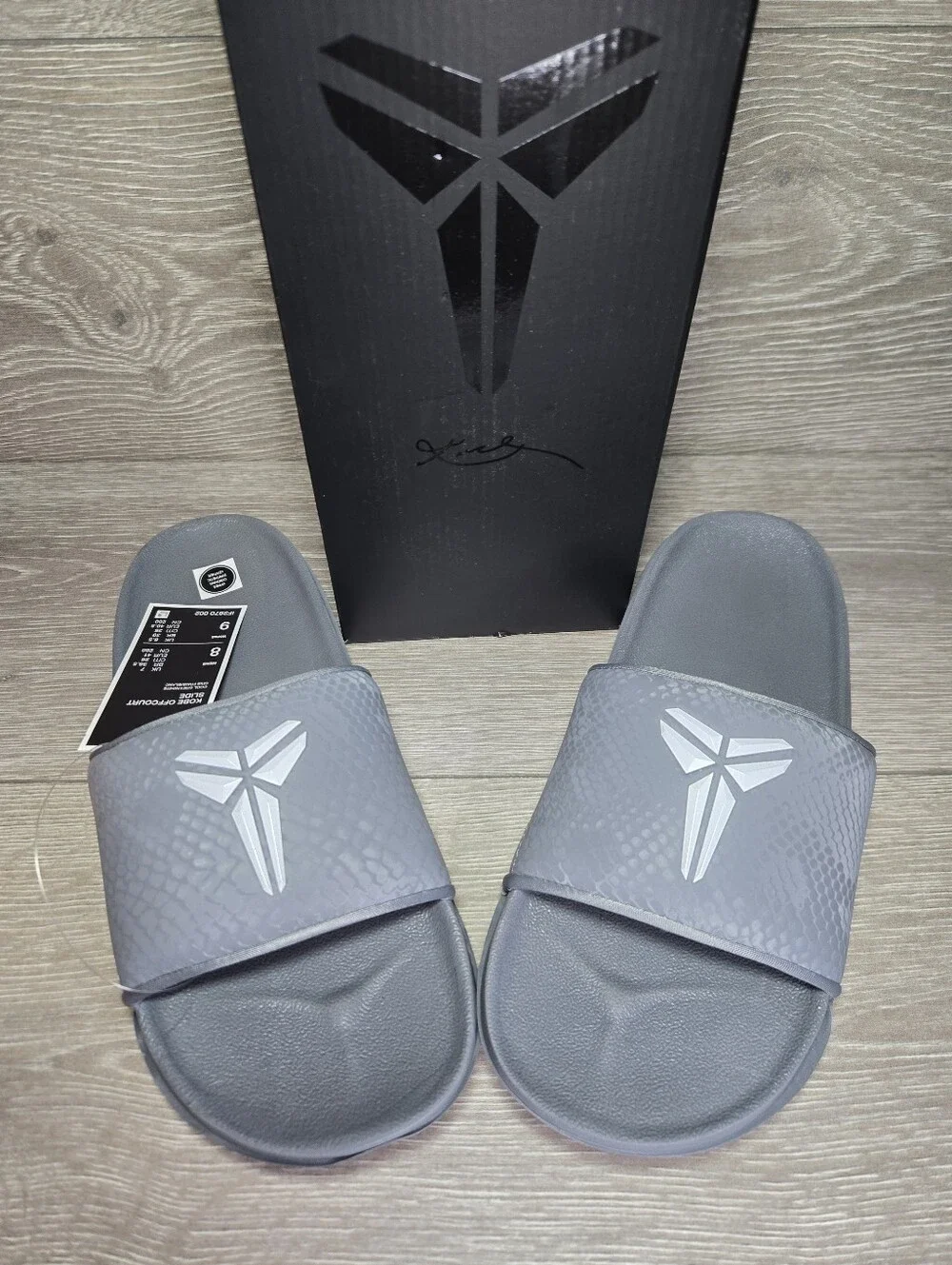 Nike kobe slides